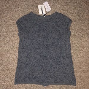 NWT Z supply cheetah tee
